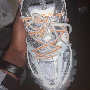 Balenciaga track feets !